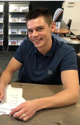 Op deze foto zie je Thuiz Hypotheken, de oprichter van Vastgoed Community